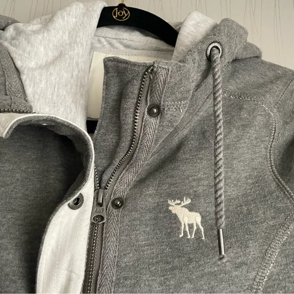 Abercrombie & Fitch Gray Hooded Jacket Womens size XS - Picture 3 of 8